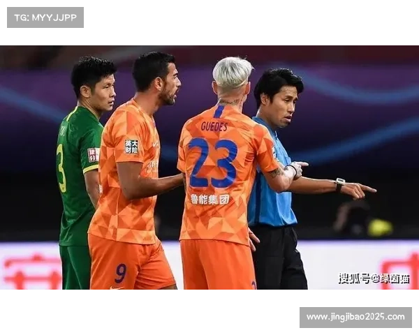 韩国杯决赛主裁判频出争议判罚，全北加时胜光州成就双冠王